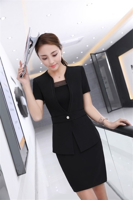北京祥云盛裝服裝服飾